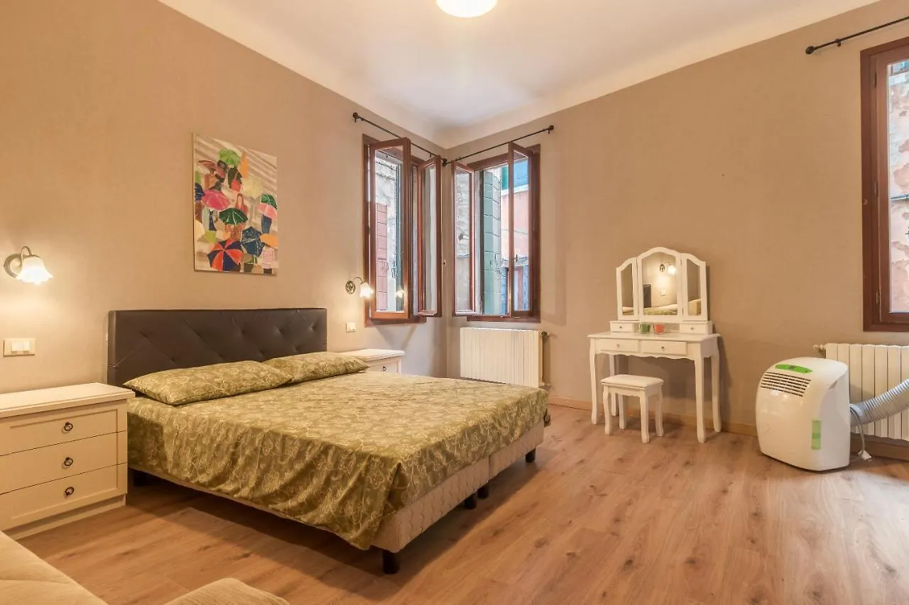 Apartment Family Colours Close To @Rialto Mercato Venice